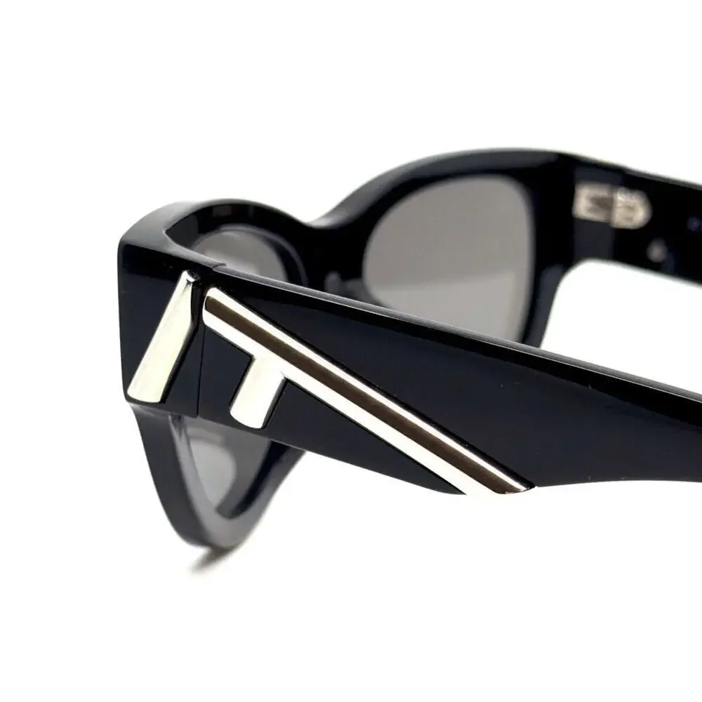 NEW!!! FENDI Sunglasses FE40135F 01A Authentic